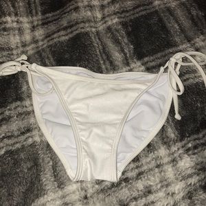 Cheeky White Bikini Bottoms (NEVER WORN)
